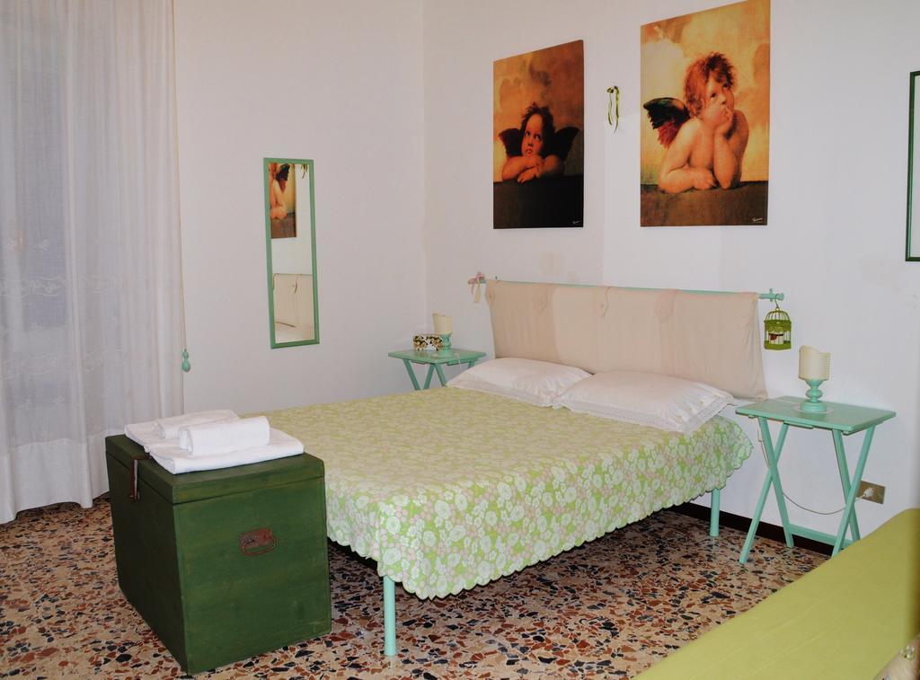Casa Tarragona Bed & Breakfast Alghero Oda fotoğraf